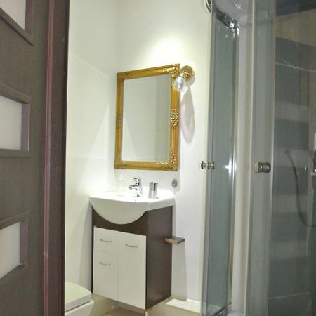 Panoramic View Apartment Poznyaky Kiev Exterior foto